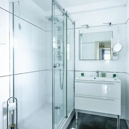 아파트 Amazing - 6 Guests - 5 Min From Gare De Lyon 파리
